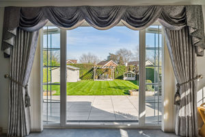 Photo 11- click for photo gallery